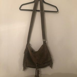 🦋🦋RIPCURL suede green purse